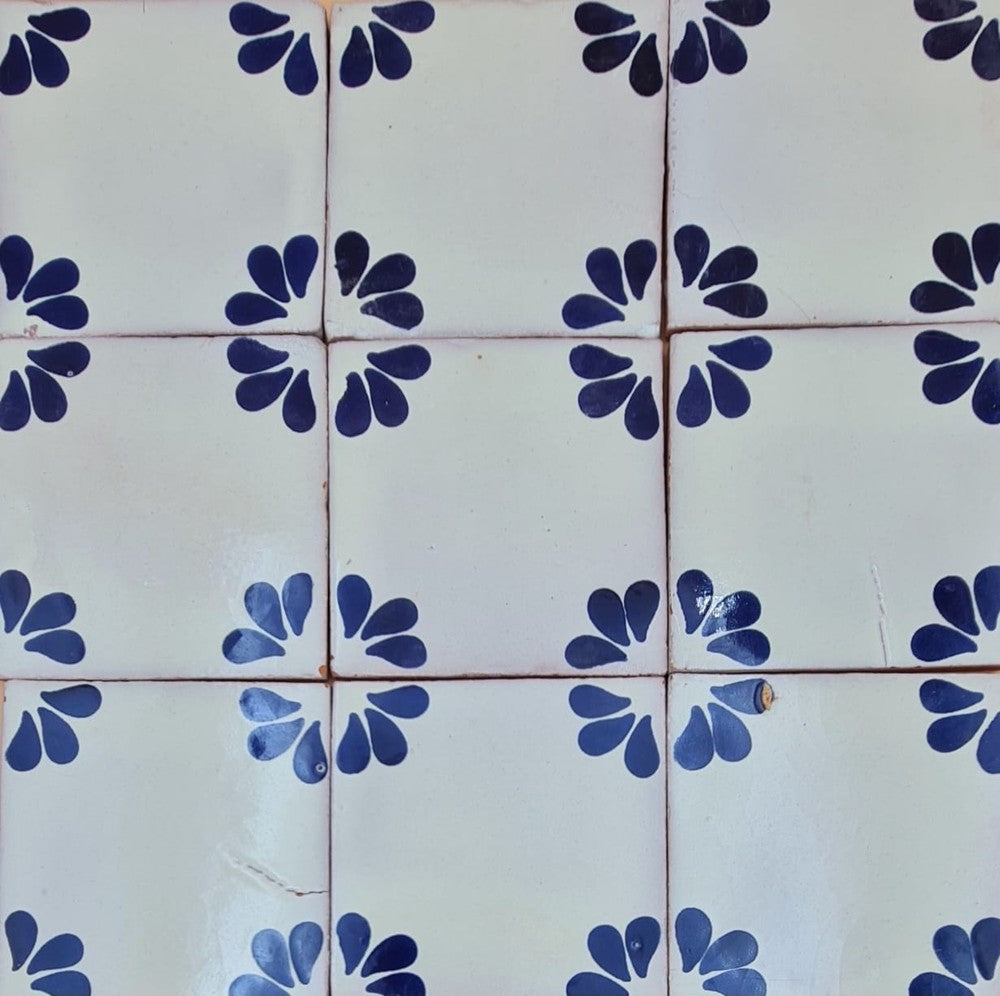 Azulejo Talavera Artesanal Decorado modelo 124