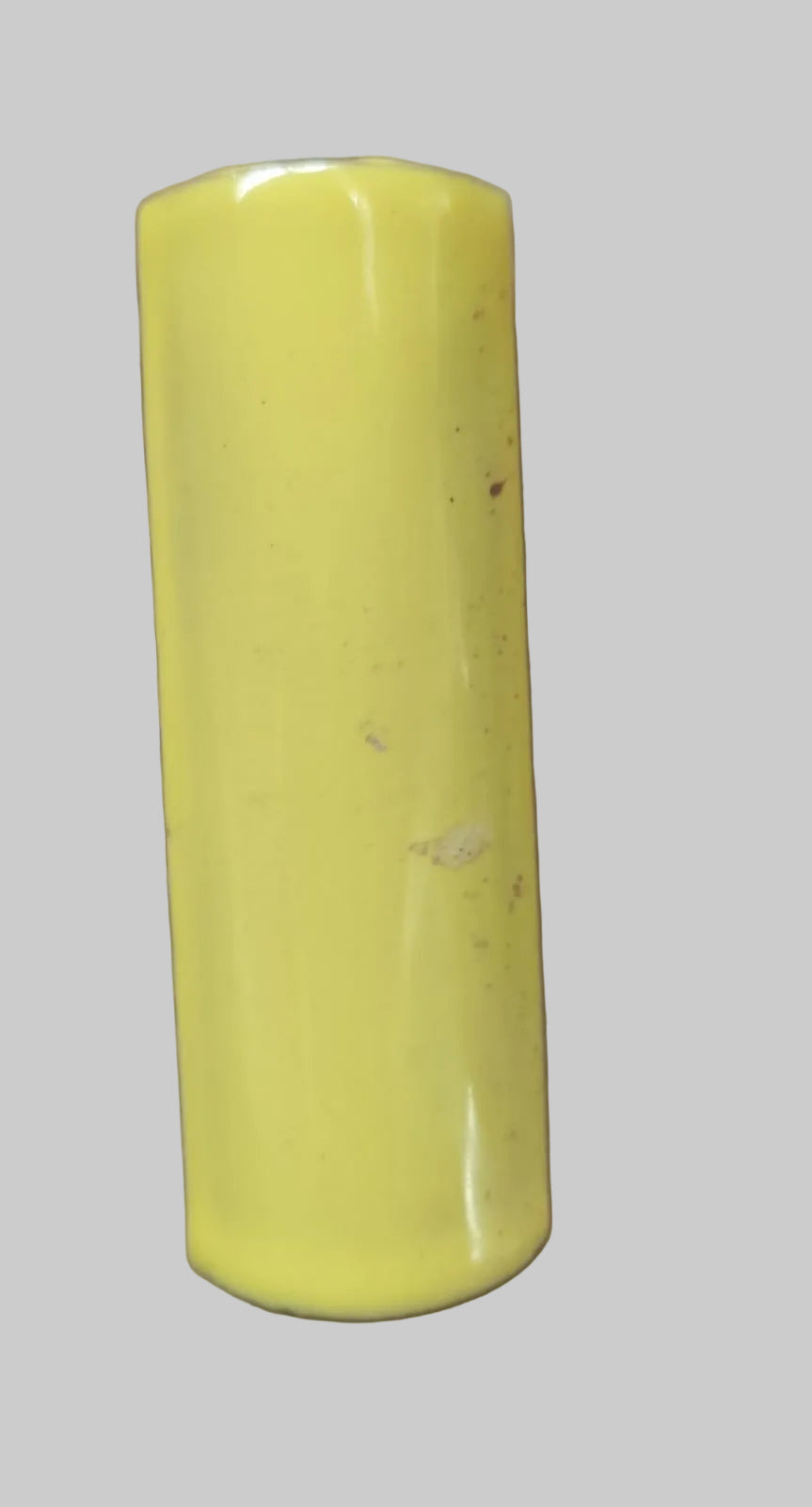 Light Yellow Half Round Complement