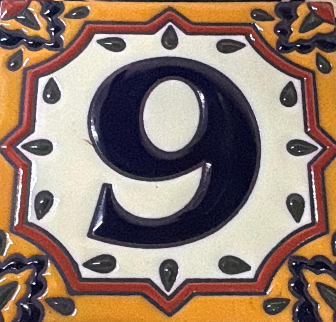 Numero Relieve 10x10 cm